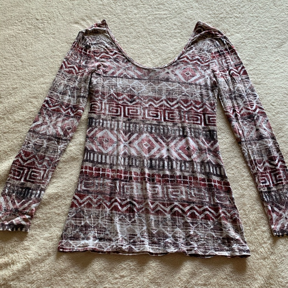 Buckle Longsleeve Top (BKE)